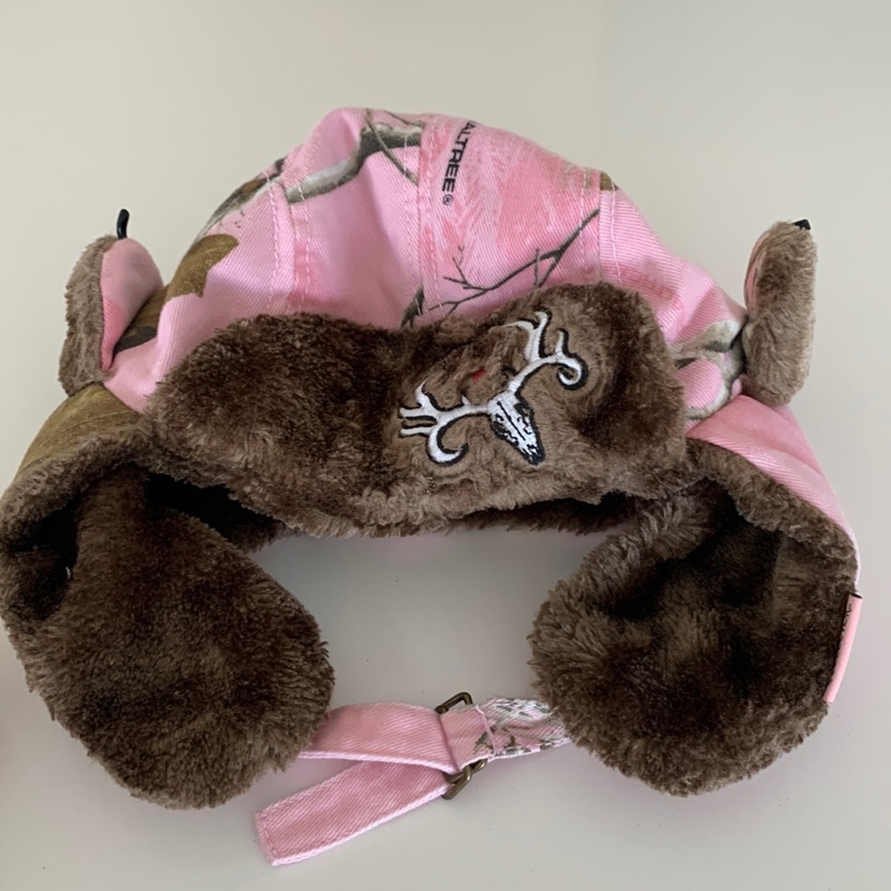 Paramount Outdoors Bone Collector Pink Camo Aviator Hat Junior Misses